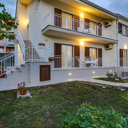 Residence Pical Porec Exterior photo